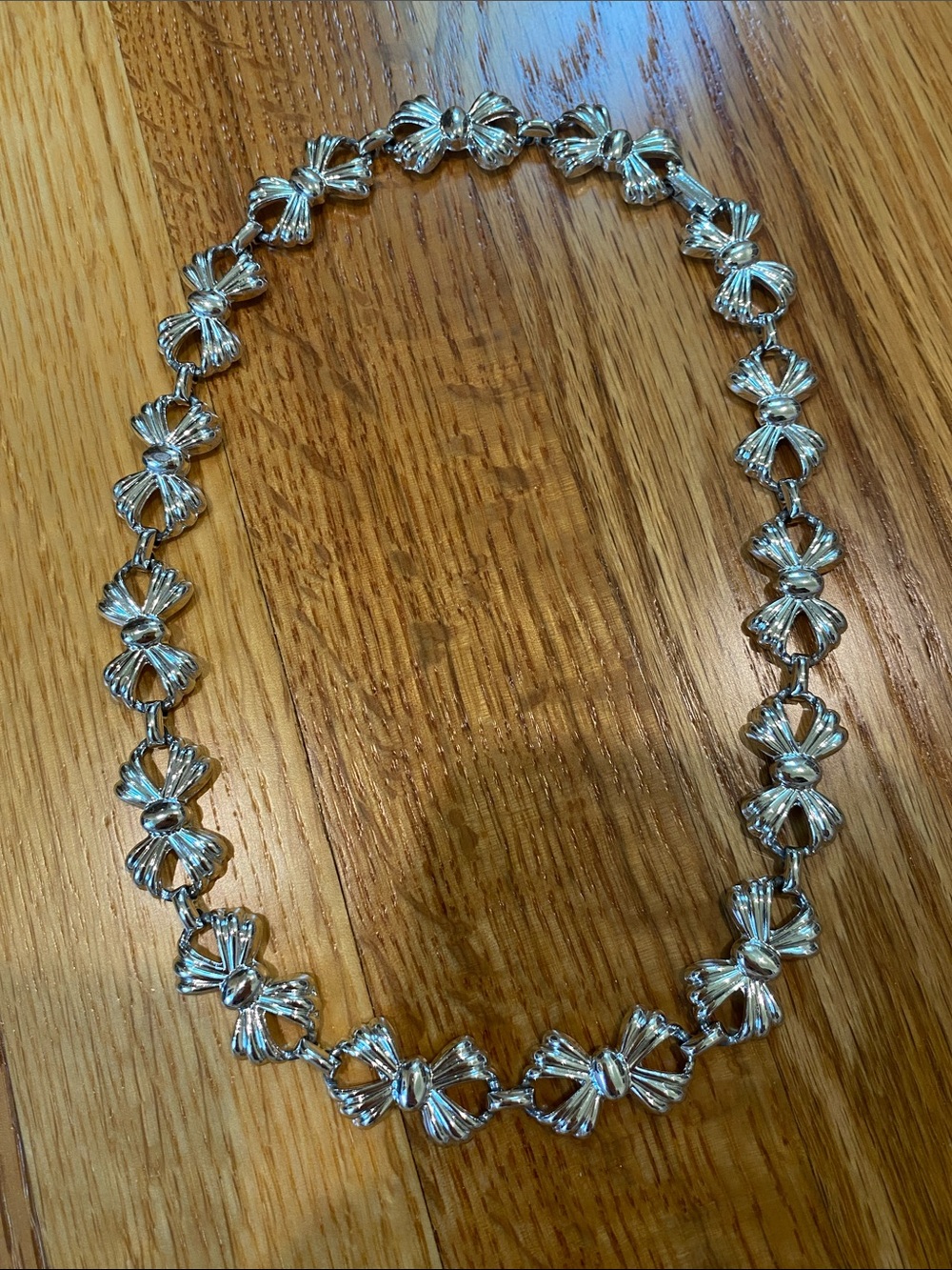 VTG Silvertone Bow Necklace